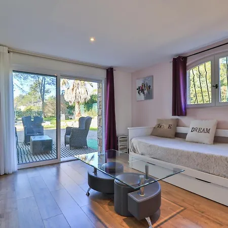 Bastide De L'ovalie Bed & Breakfast Bagnols-en-Foret